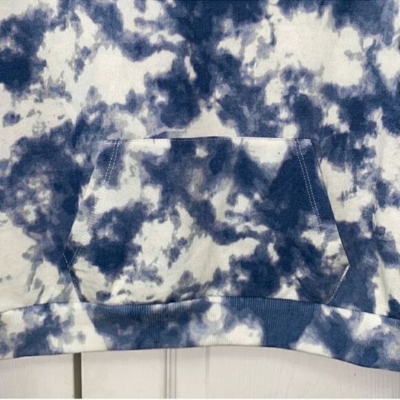 True Craft Tye Dye Hoodie Sweater(Size Medium) - Picture 3 of 7
